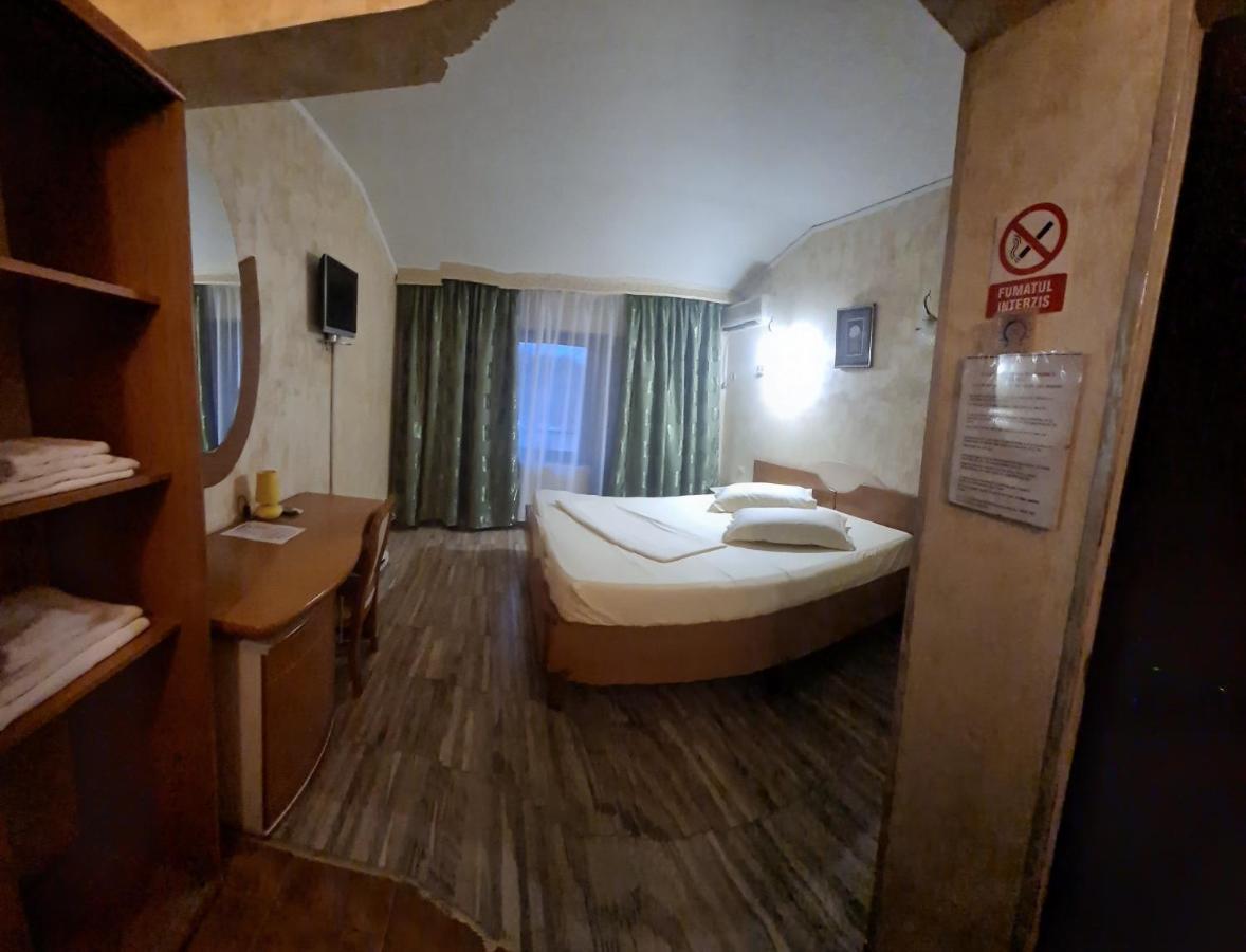 Pensiunea La Palia Iasi Bagian luar foto