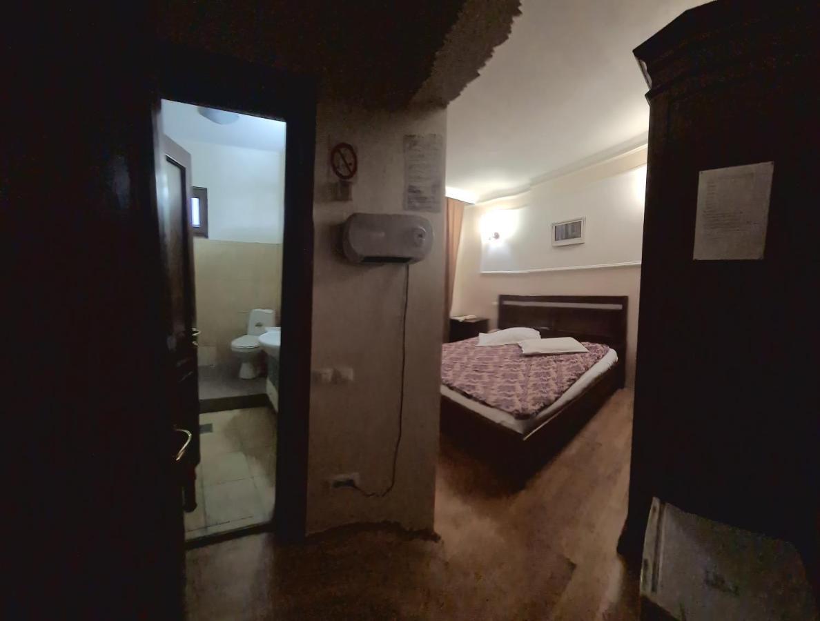 Pensiunea La Palia Iasi Bagian luar foto